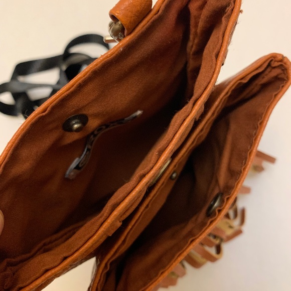 Roxy Cute Crossbody Fringe Bag Brown - Picture 7 of 8